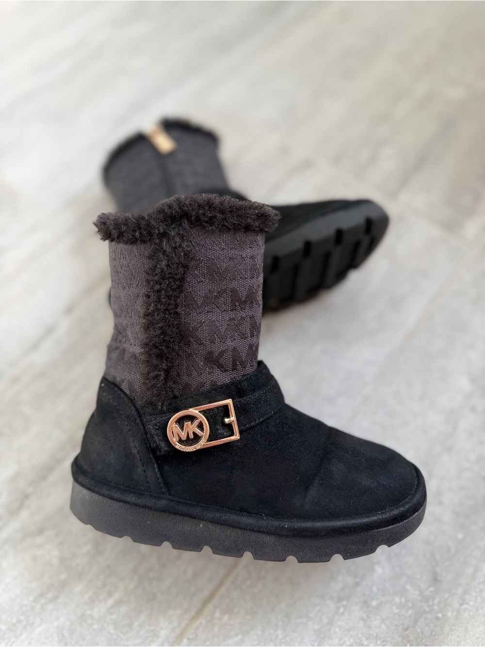 Michael Kors Kids Boots Size 11 Black Faux Fur MK Monogram Winter Ankle Zip
